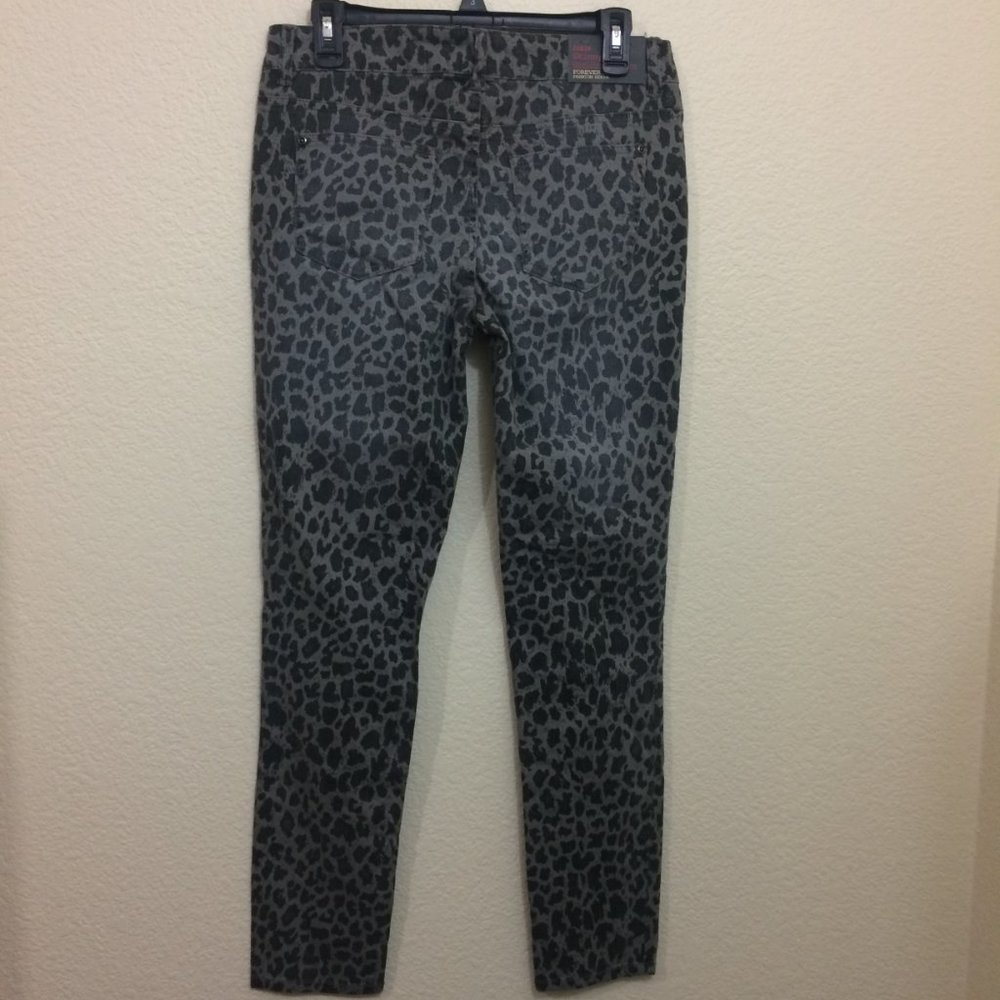 Forever 21 Skinny Ankle Jeans Animal Print NWT - Picture 6 of 12